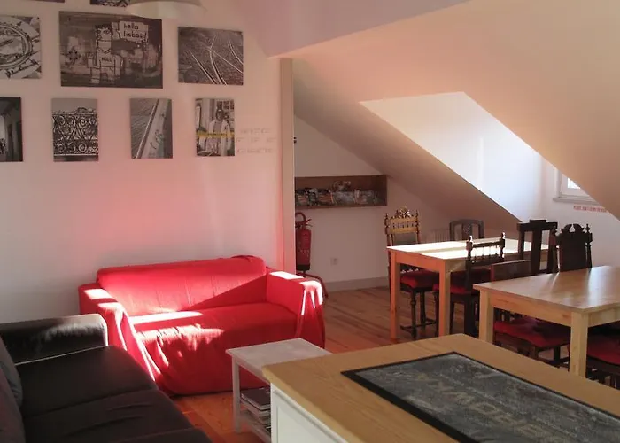 بيت شباب Possible