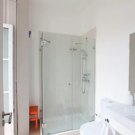 Possible Hostal *