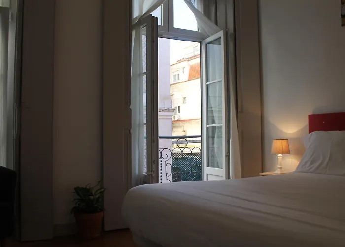 里斯本因波瑟伯尔旅馆 旅馆 *