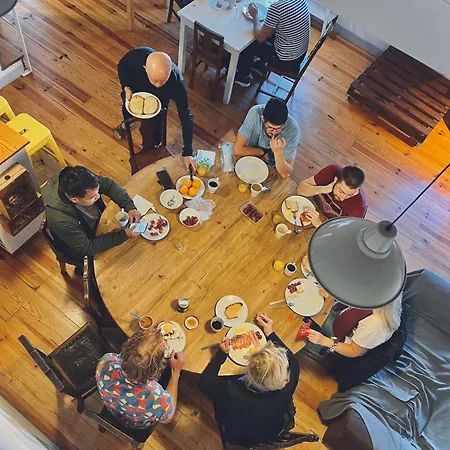 인 파서블 호스텔